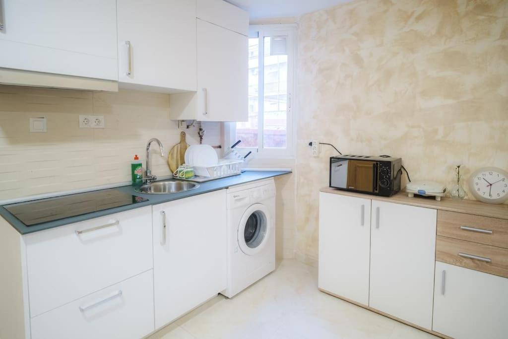 Piso Acogedor En Madrid Centro Apartment Екстериор снимка